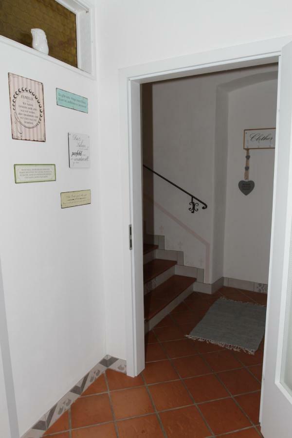 Gutshof Bartl 1 Appartement Klagenfurt am Woerthersee Buitenkant foto