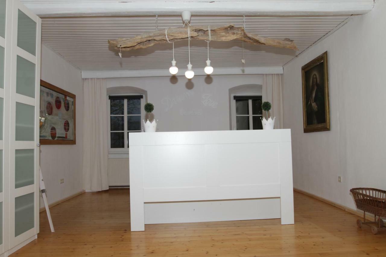 Gutshof Bartl 1 Appartement Klagenfurt am Woerthersee Buitenkant foto