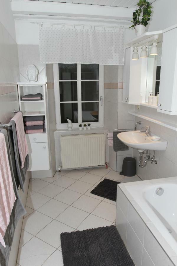 Gutshof Bartl 1 Appartement Klagenfurt am Woerthersee Buitenkant foto